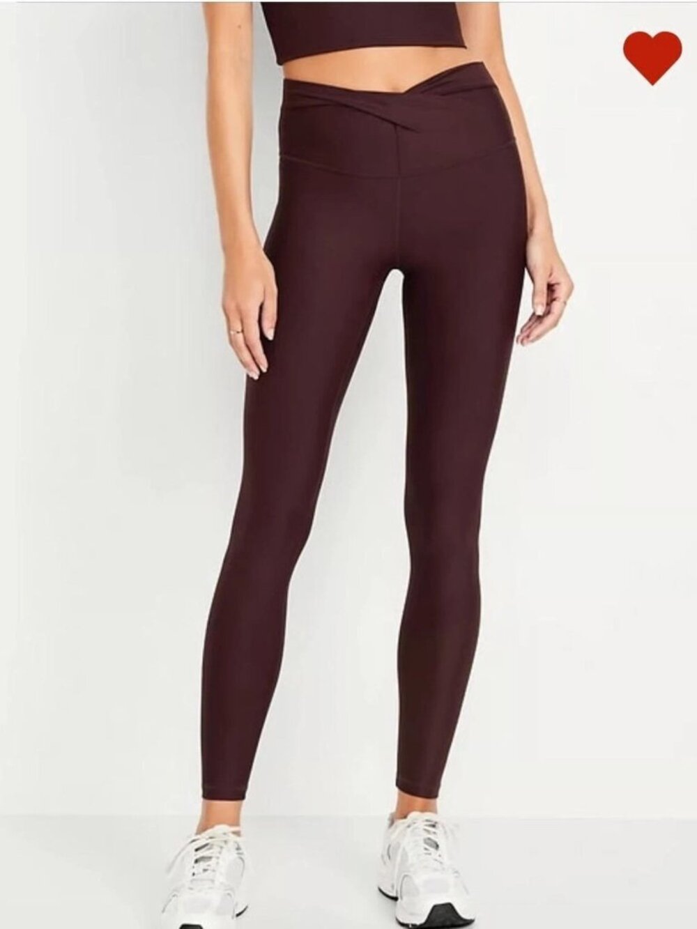 Old Navy Extra High-Waisted PowerSoft Twist-Front Leggings Color Boxwood, Size S